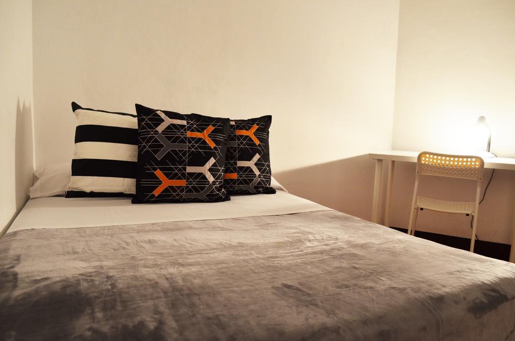 Хостел Mybedbcn Барселона Экстерьер фото