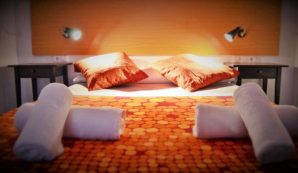 Хостел Mybedbcn Барселона Номер фото